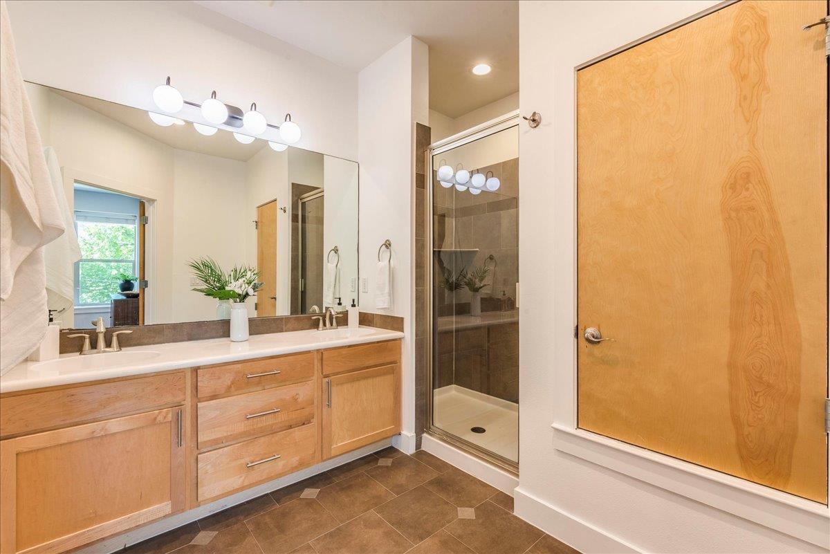 2608 E 6th St # 6, Austin, TX 78702