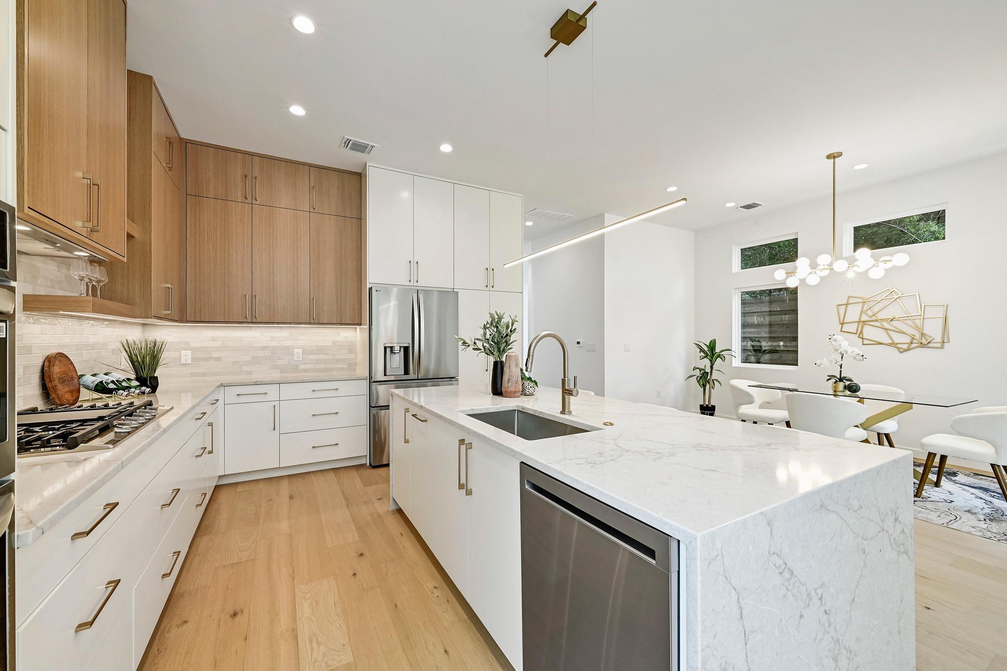 932 E 53rd St, Austin, TX 78751