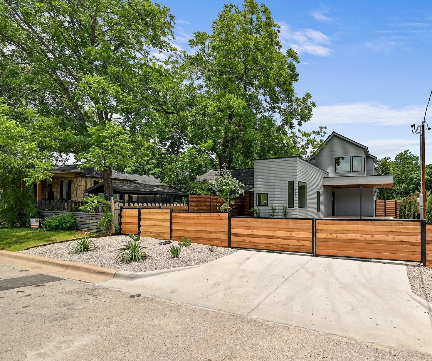 932 E 53rd St, Austin, TX 78751