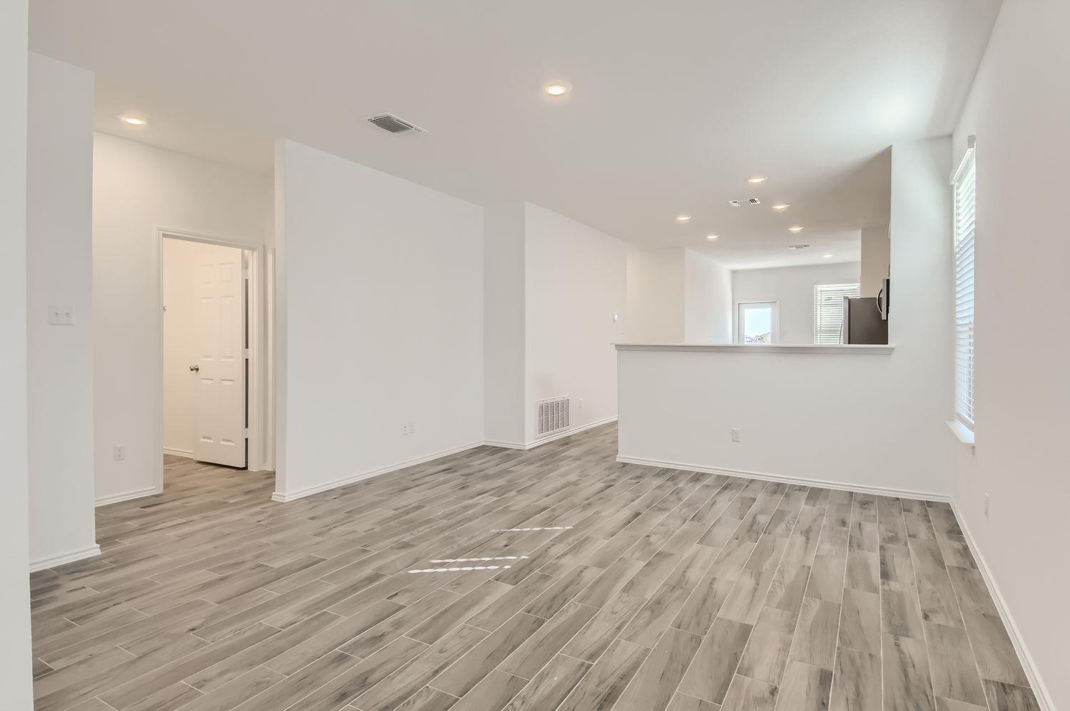 140 Bennington Dr, Liberty Hill, TX 78642