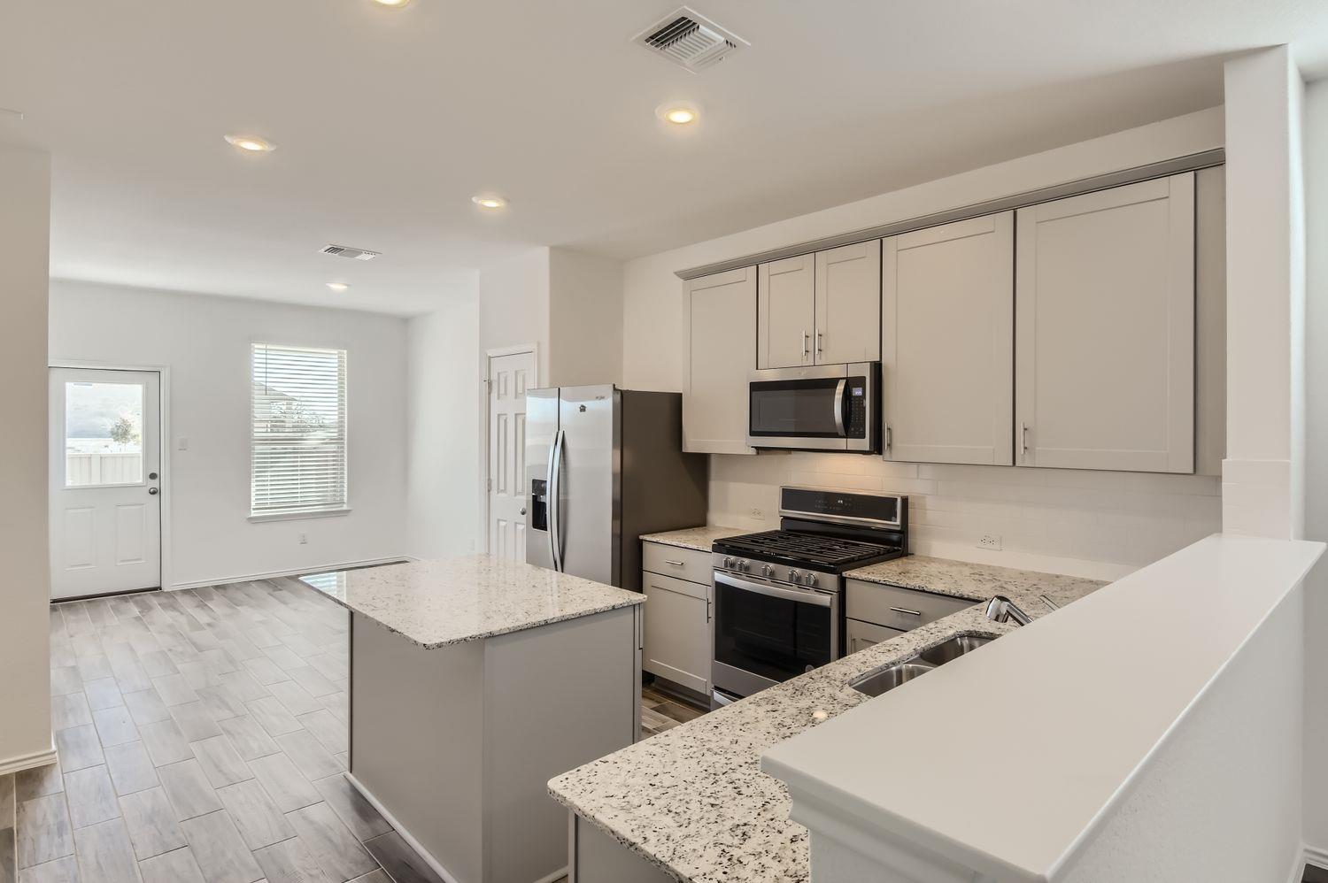 140 Bennington Dr, Liberty Hill, TX 78642