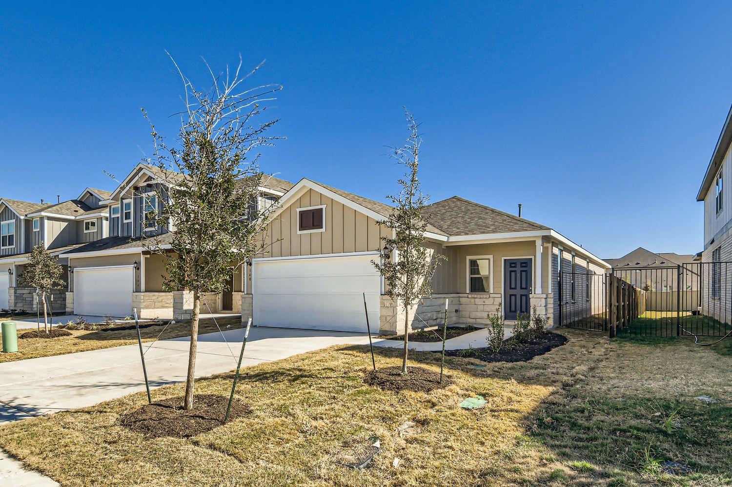 140 Bennington Dr, Liberty Hill, TX 78642