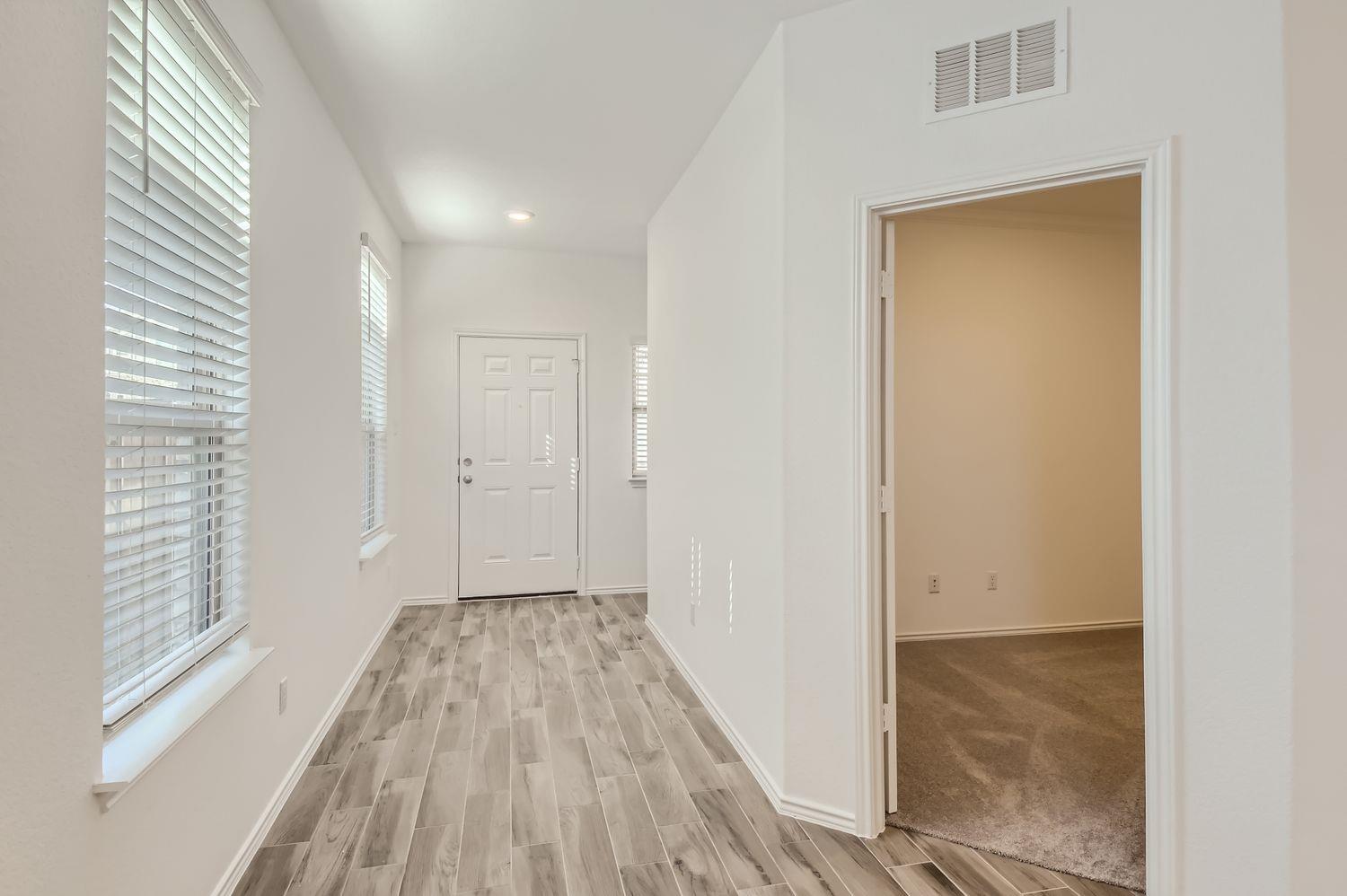 140 Bennington Dr, Liberty Hill, TX 78642