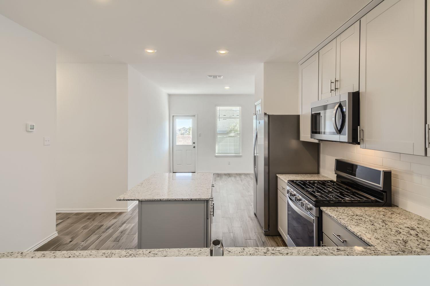 140 Bennington Dr, Liberty Hill, TX 78642