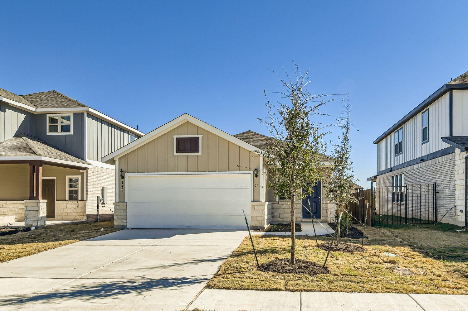 140 Bennington Dr, Liberty Hill, TX 78642