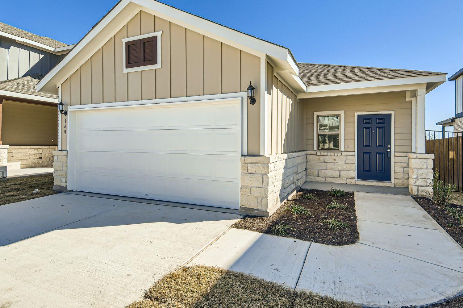 140 Bennington Dr, Liberty Hill, TX 78642
