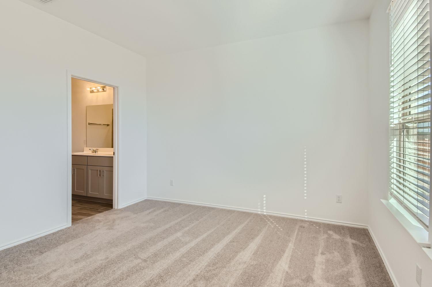 140 Bennington Dr, Liberty Hill, TX 78642