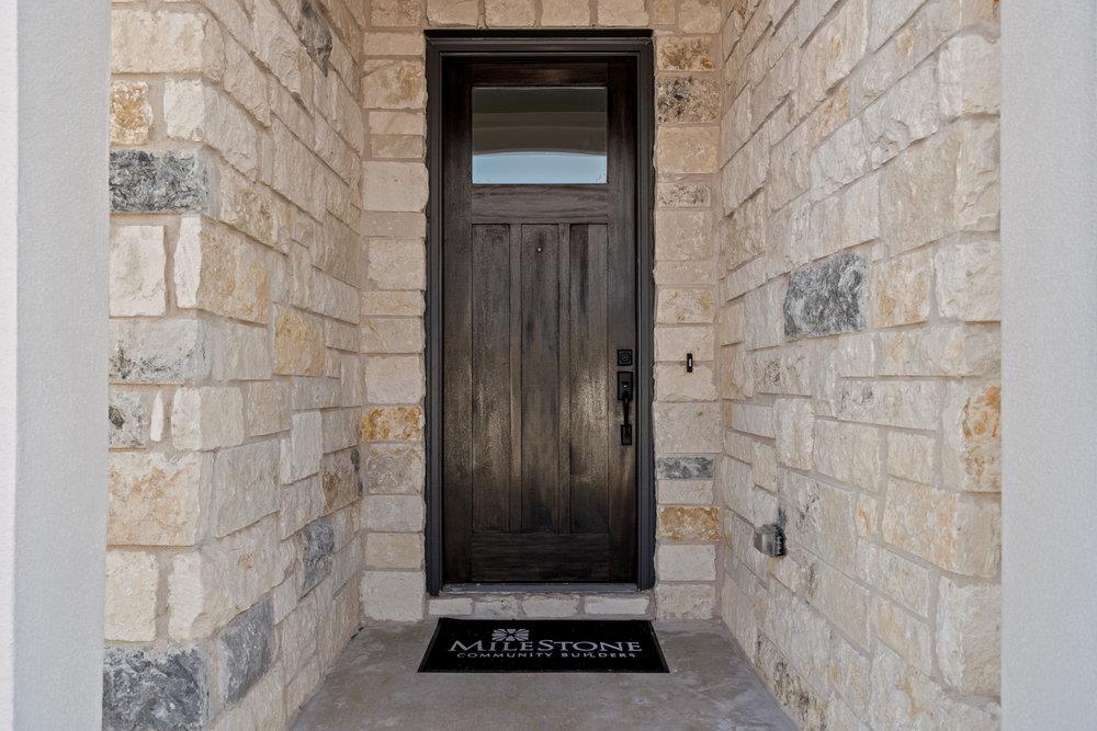 1313 Robin Trl, Round Rock, TX 78681