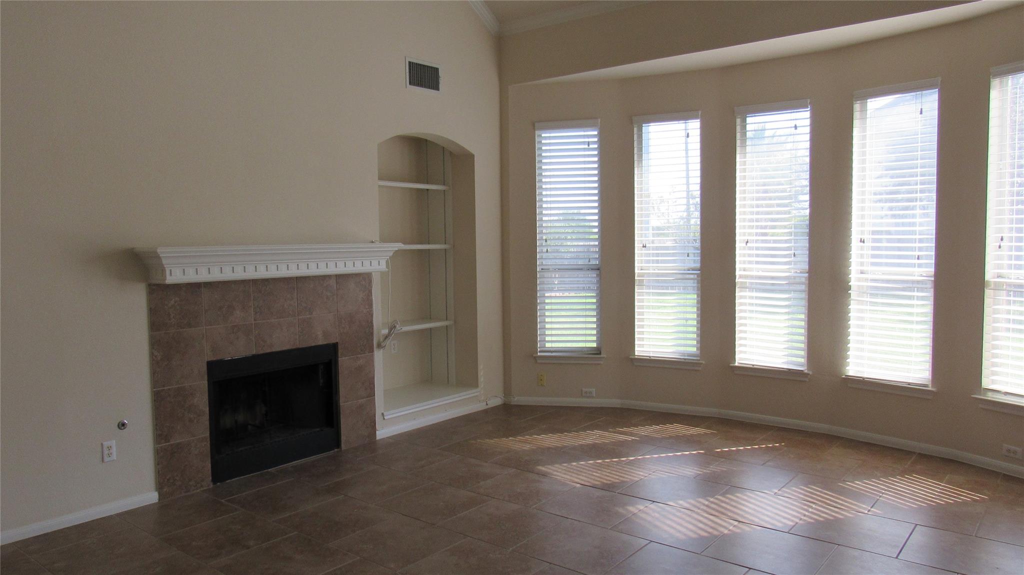 2033 Creole Dr, Austin, TX 78727