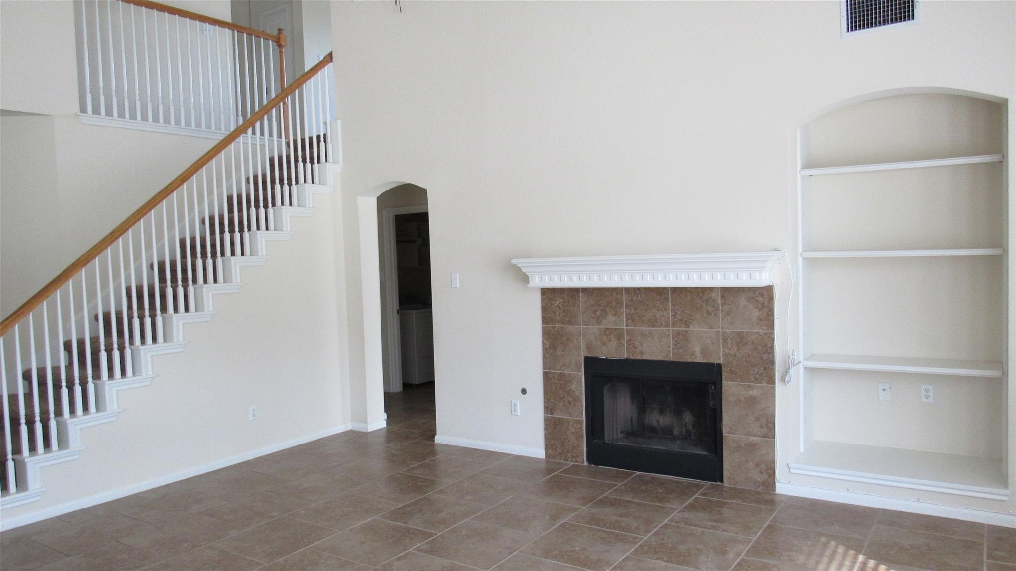 2033 Creole Dr, Austin, TX 78727