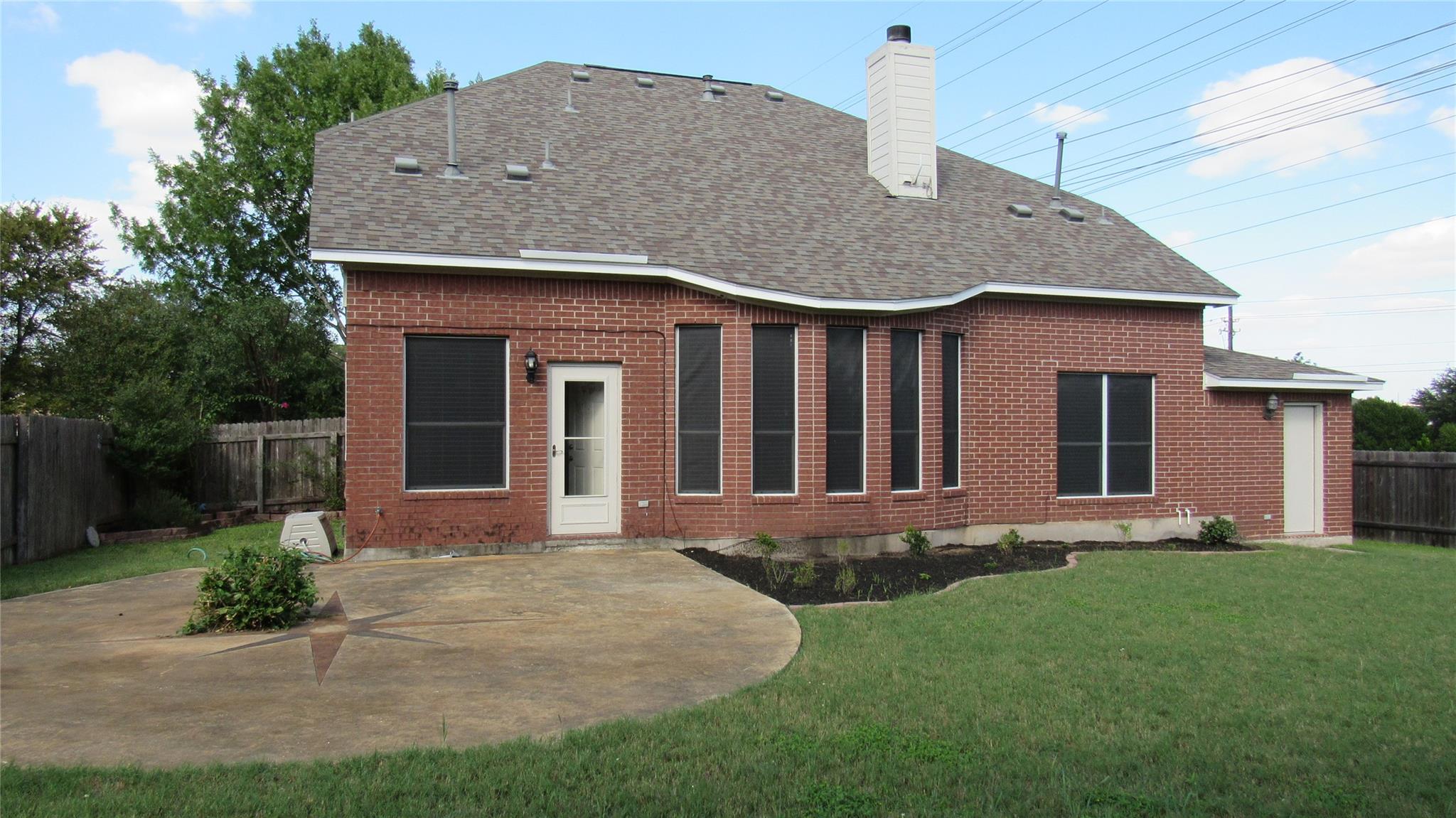 2033 Creole Dr, Austin, TX 78727