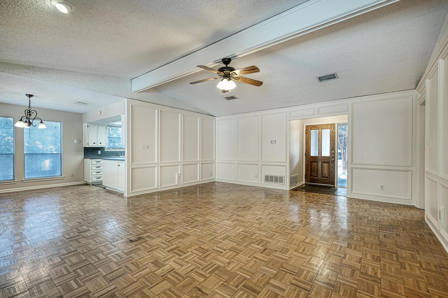 3114 Honey Tree Ln, Austin, TX 78746