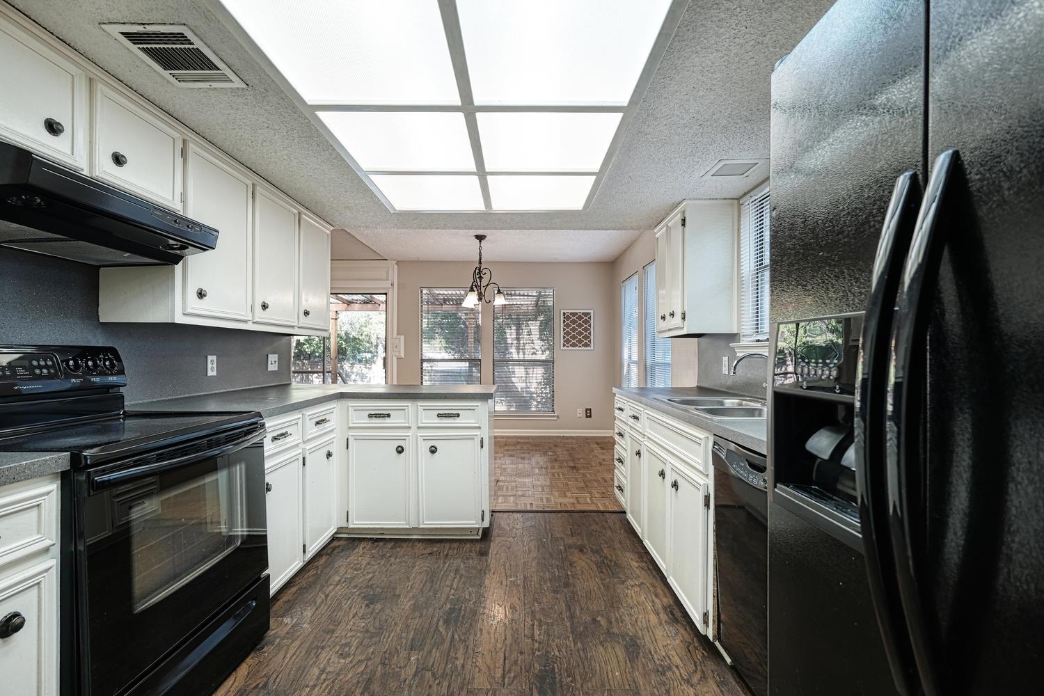 3114 Honey Tree Ln, Austin, TX 78746