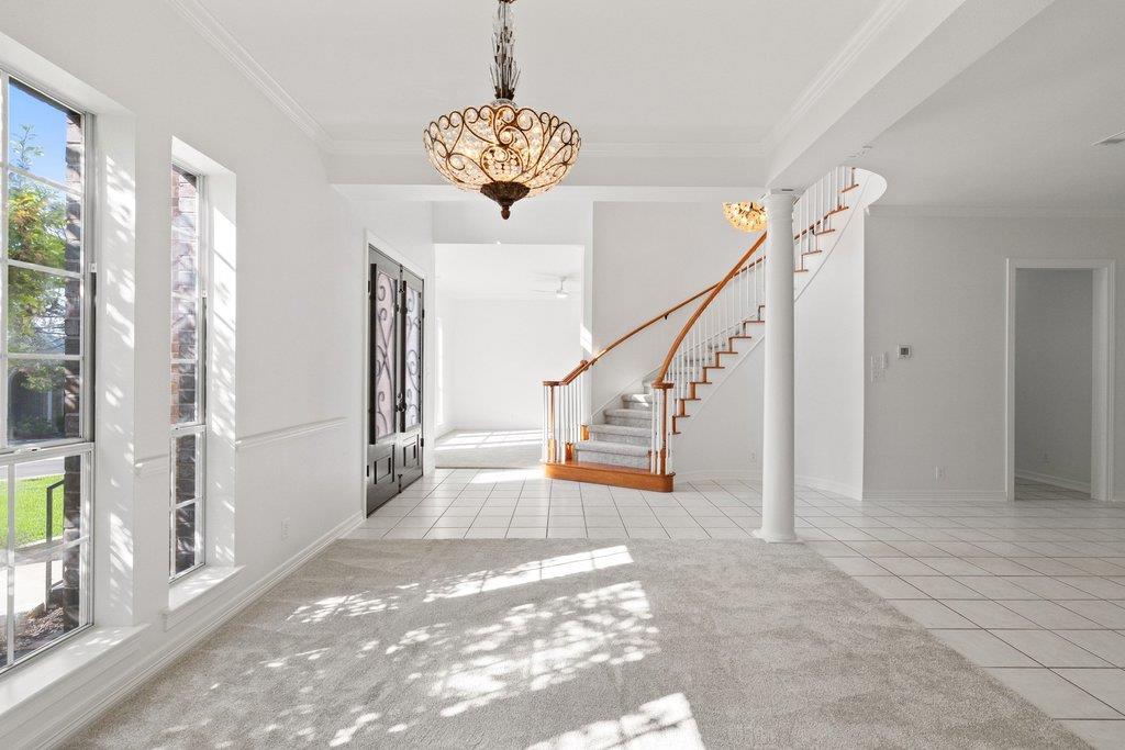 1613 CHURCHWOOD Cv, Austin, TX 78746
