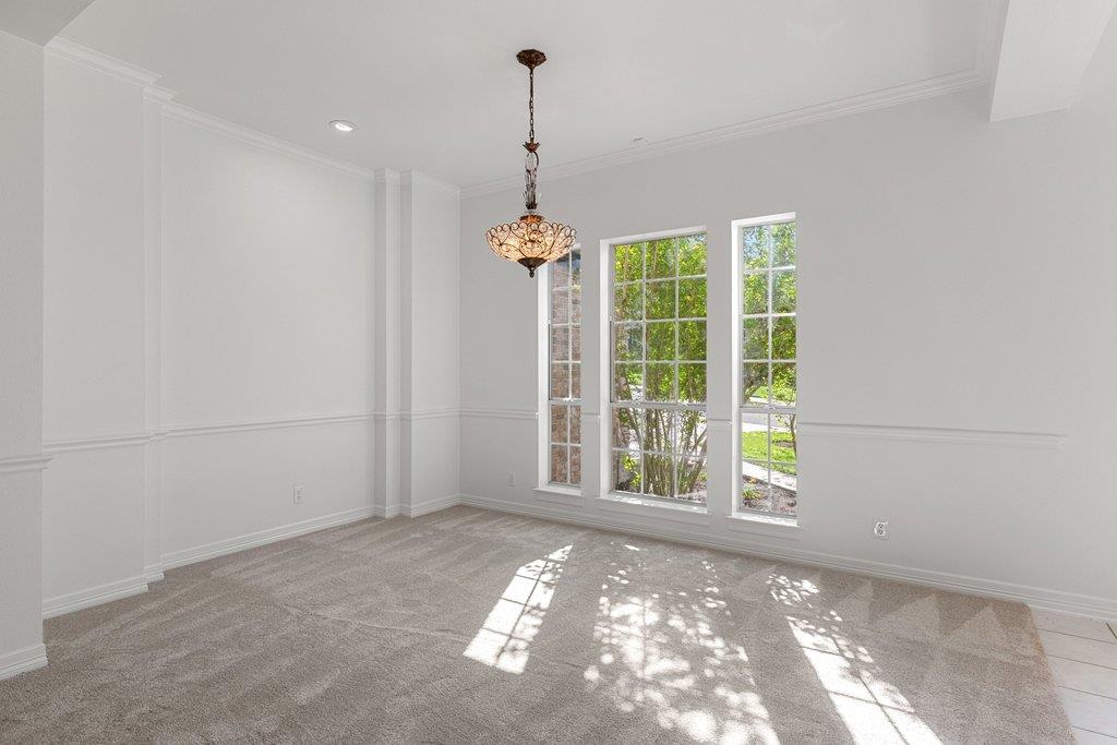1613 CHURCHWOOD Cv, Austin, TX 78746