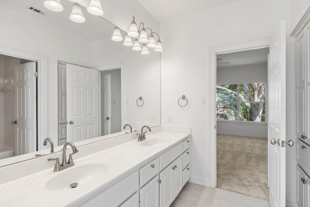 1613 CHURCHWOOD Cv, Austin, TX 78746