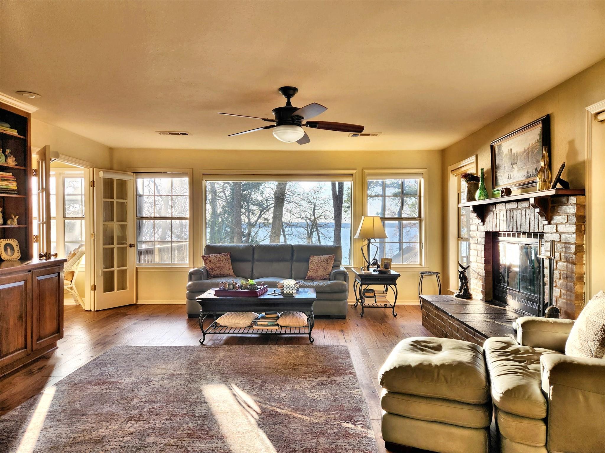 522 Christine Dr, Bullard, TX 75757