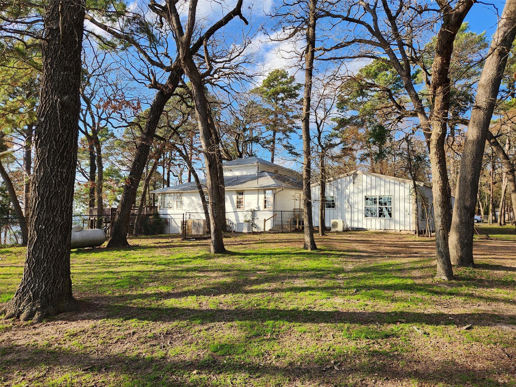 522 Christine Dr, Bullard, TX 75757