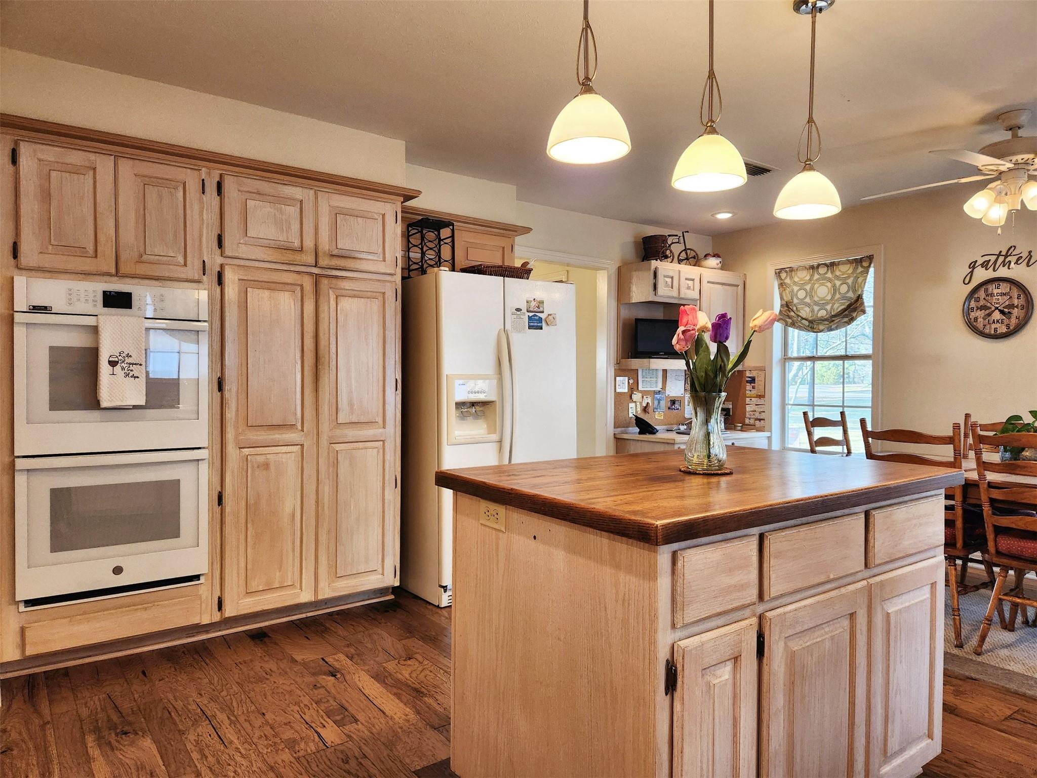 522 Christine Dr, Bullard, TX 75757