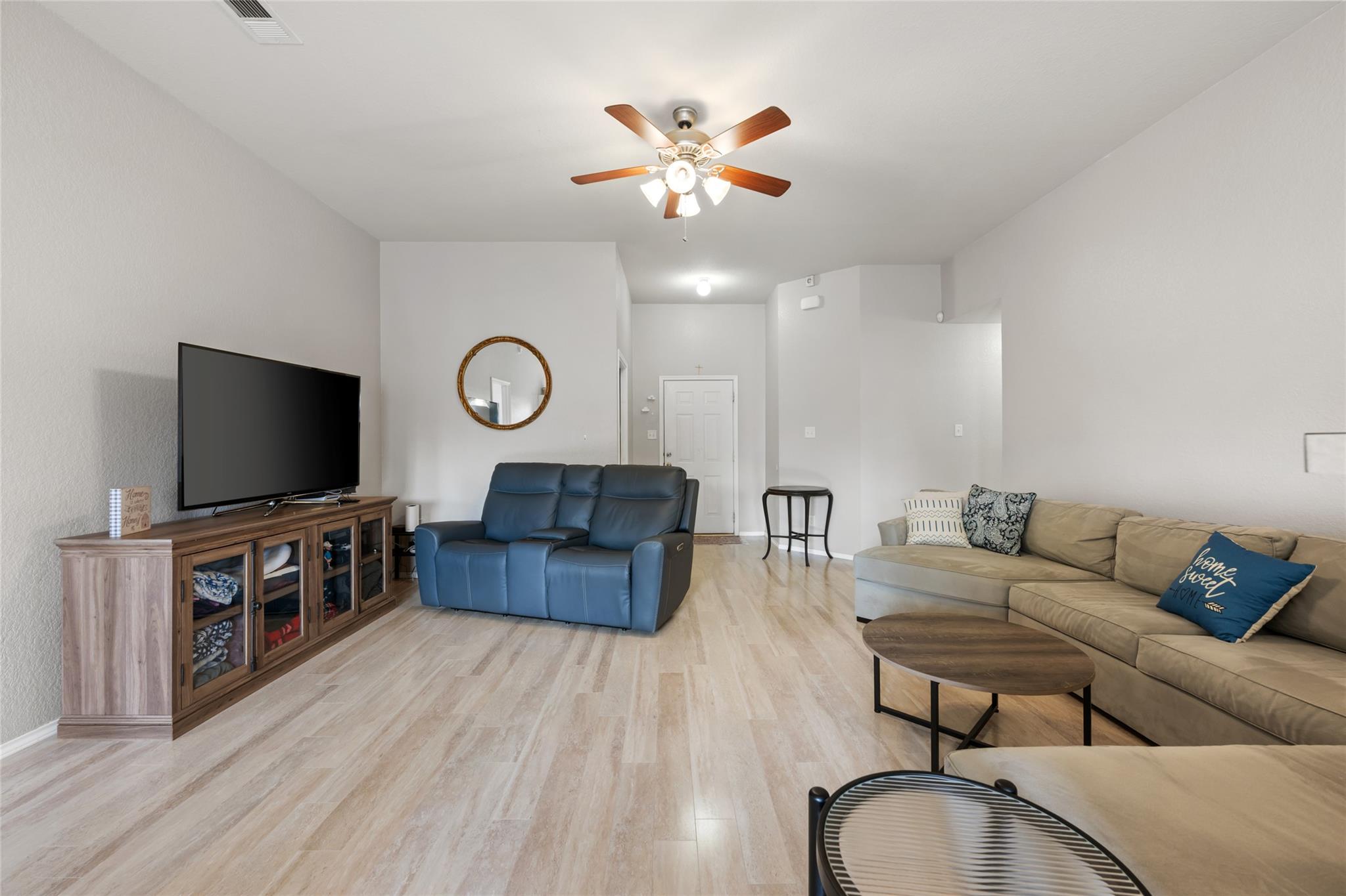 144 Calcite Ln, Jarrell, TX 76537