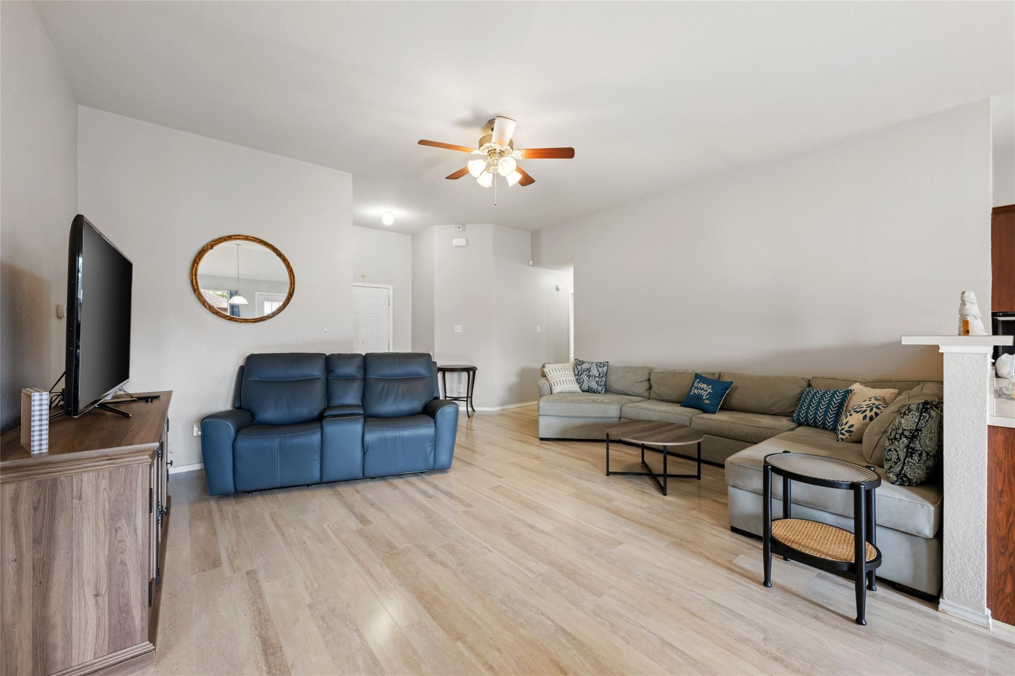 144 Calcite Ln, Jarrell, TX 76537
