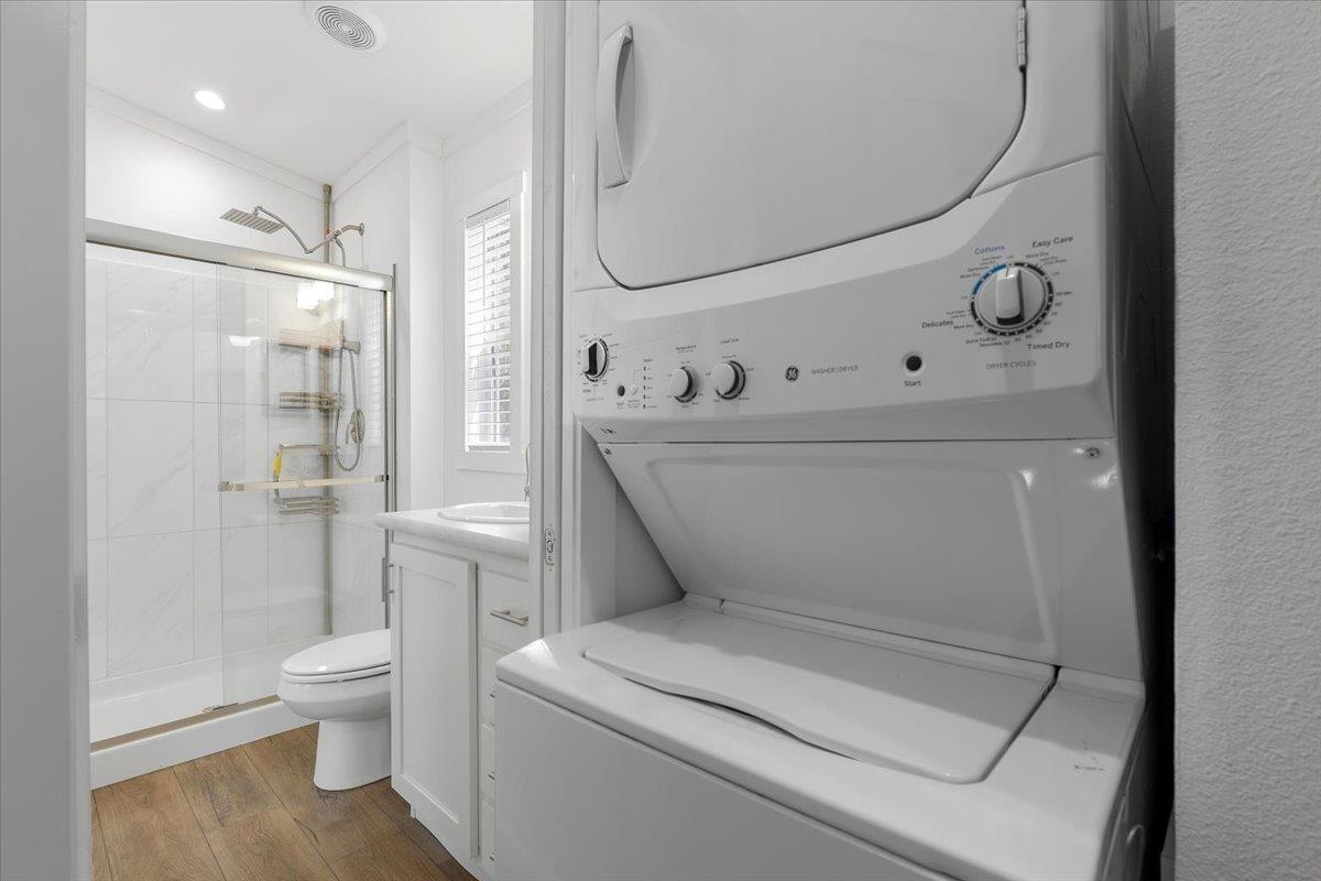 1705 Makinson Rd, West Point, TX 78963