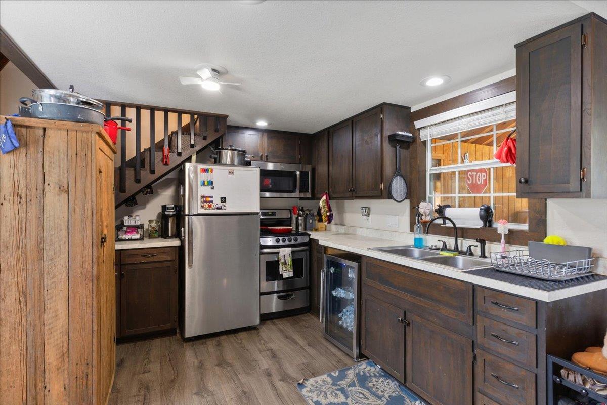 1705 Makinson Rd, West Point, TX 78963