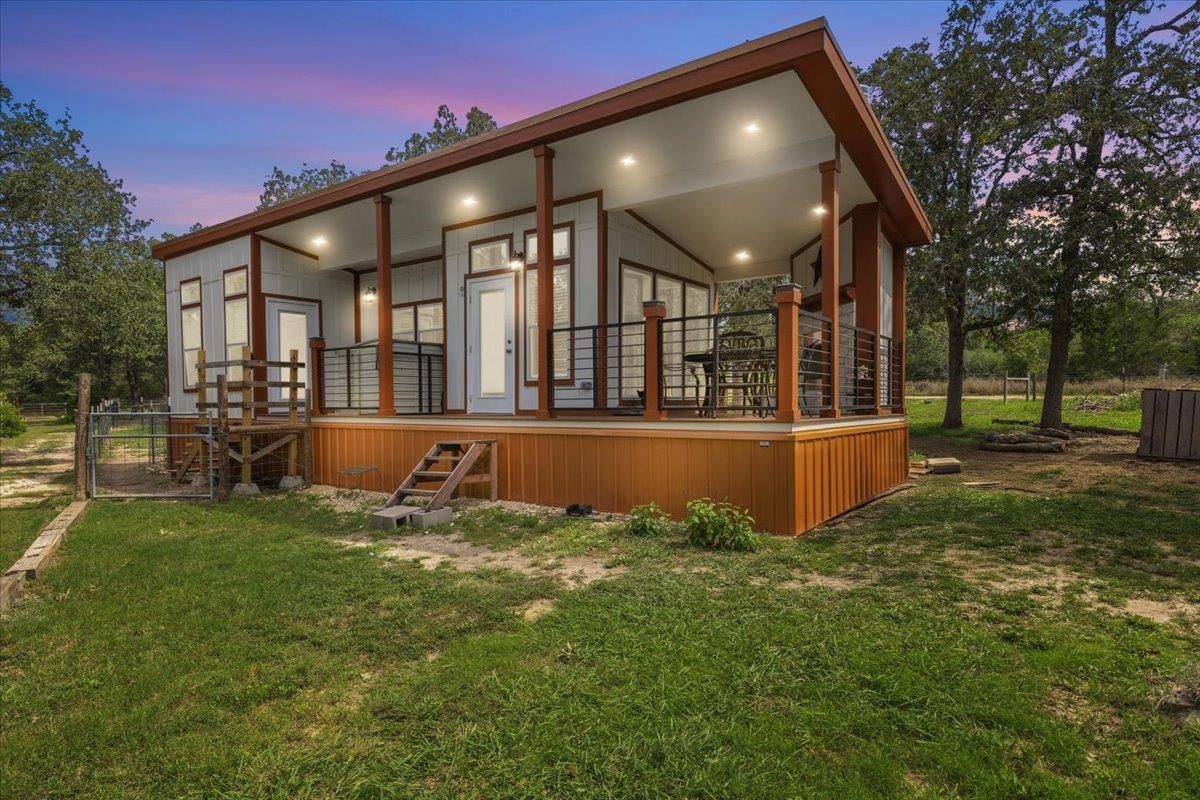 1705 Makinson Rd, West Point, TX 78963