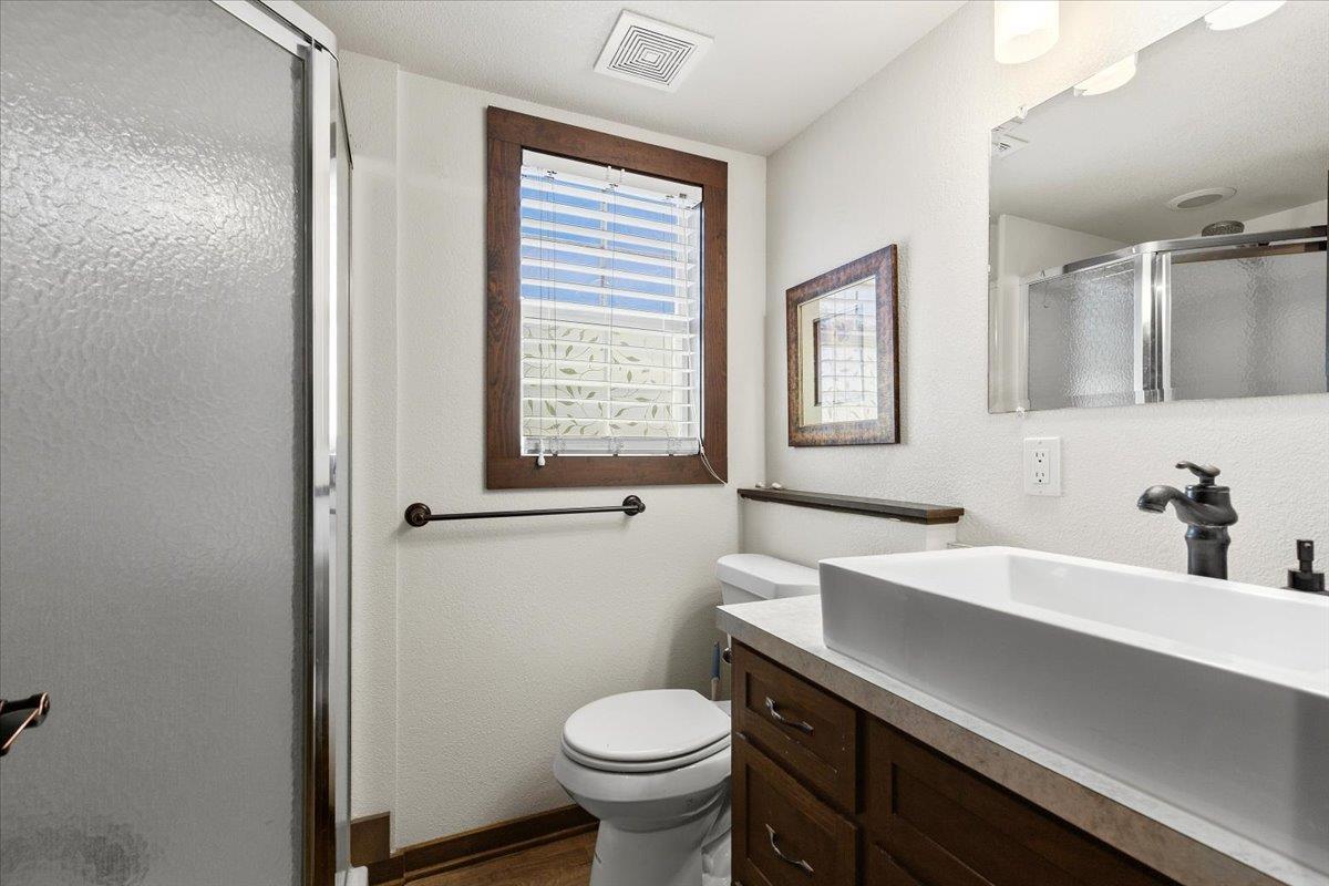 1705 Makinson Rd, West Point, TX 78963