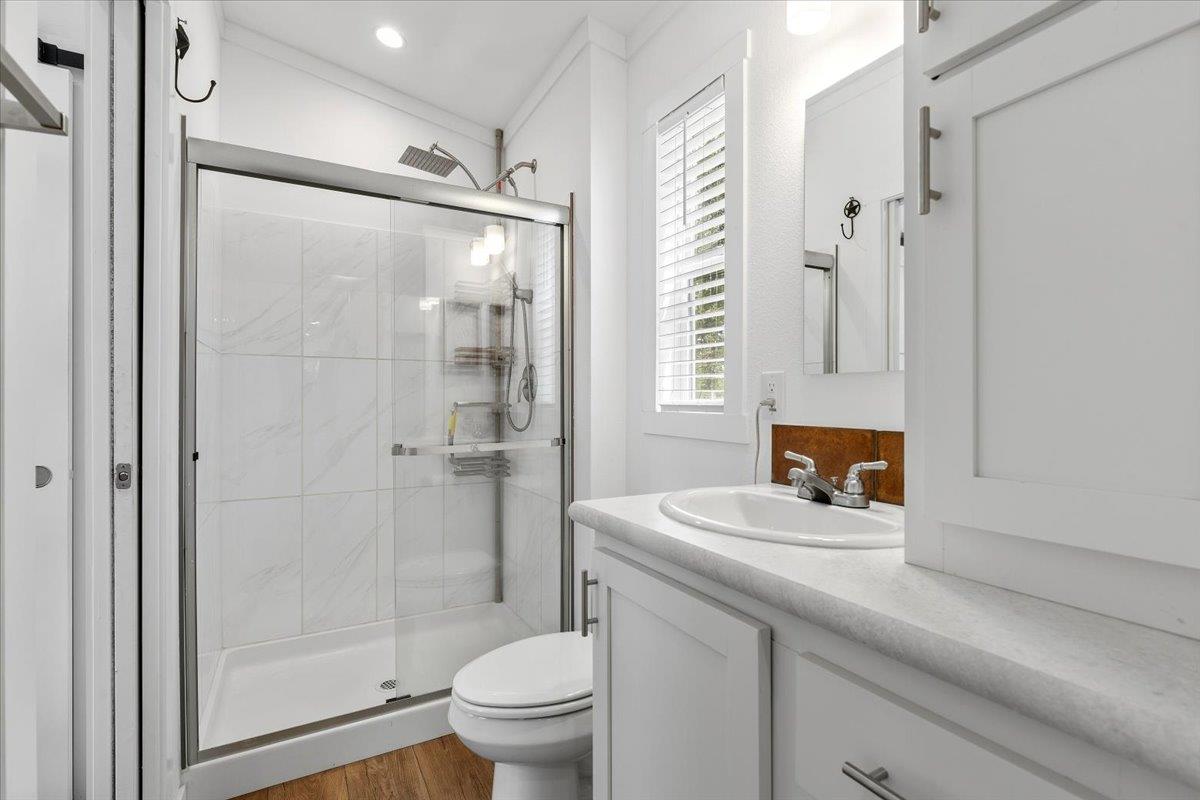 1705 Makinson Rd, West Point, TX 78963