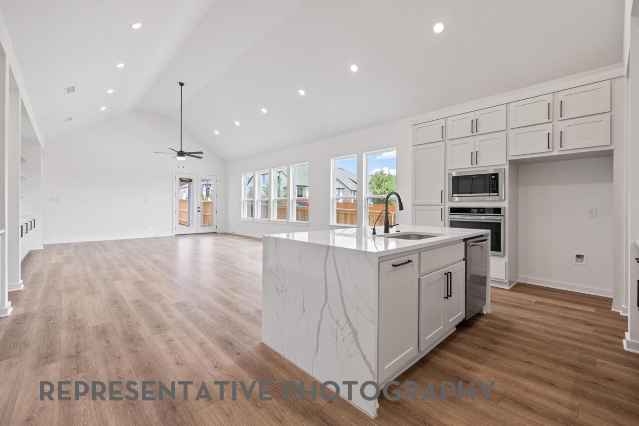 503 Outrider Ct, Liberty Hill, TX 78642
