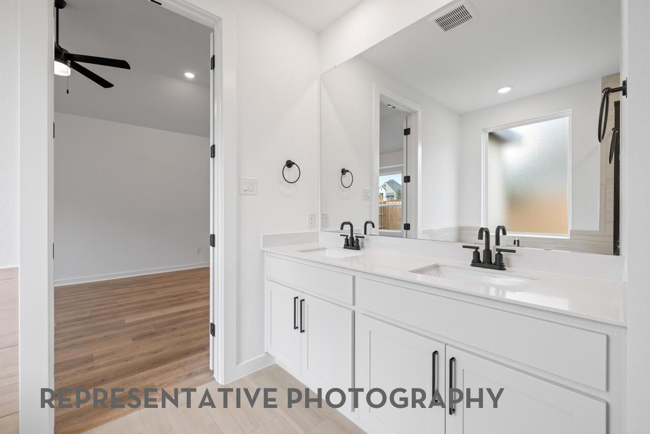 503 Outrider Ct, Liberty Hill, TX 78642