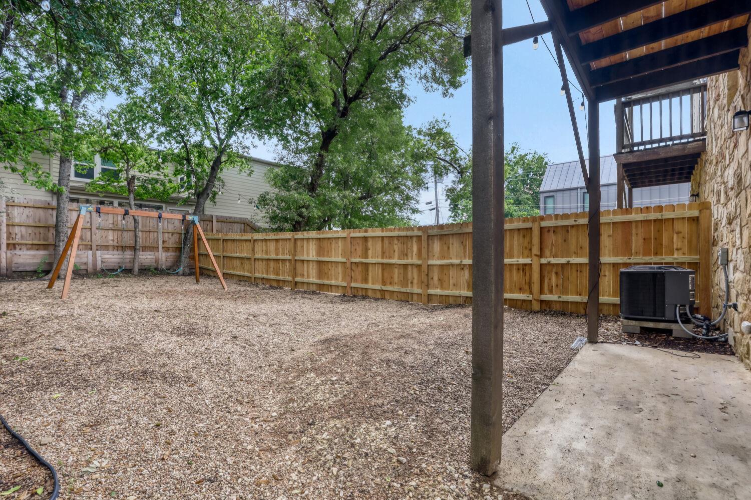 2109 Newfield Ln # A, Austin, TX 78703