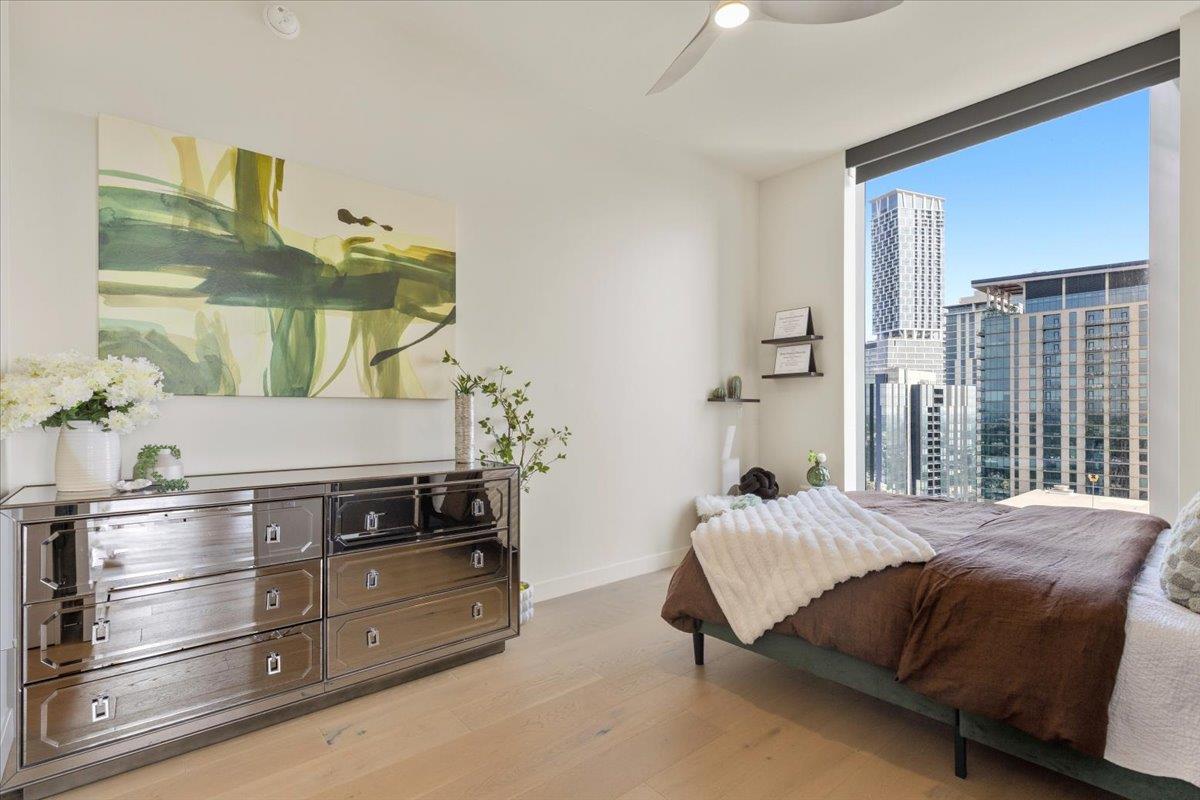 44 East Ave # 3304, Austin, TX 78701