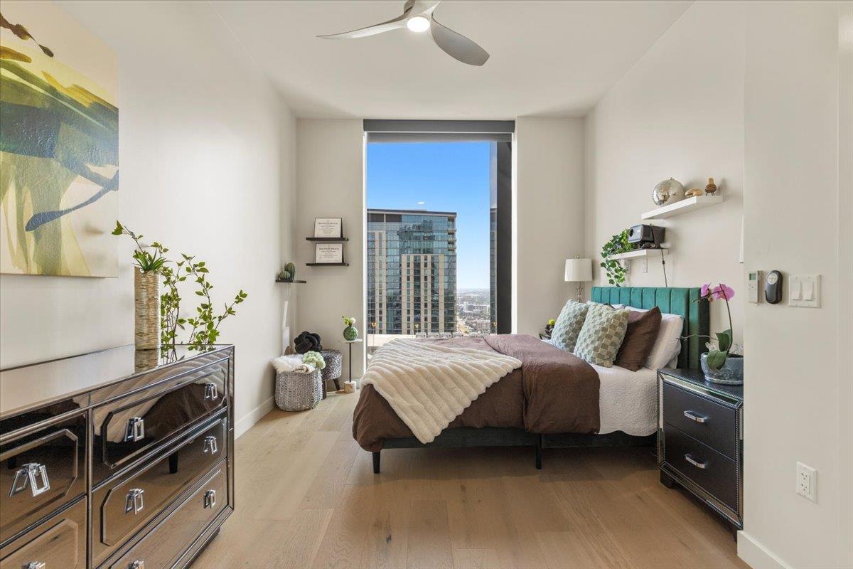44 East Ave # 3304, Austin, TX 78701