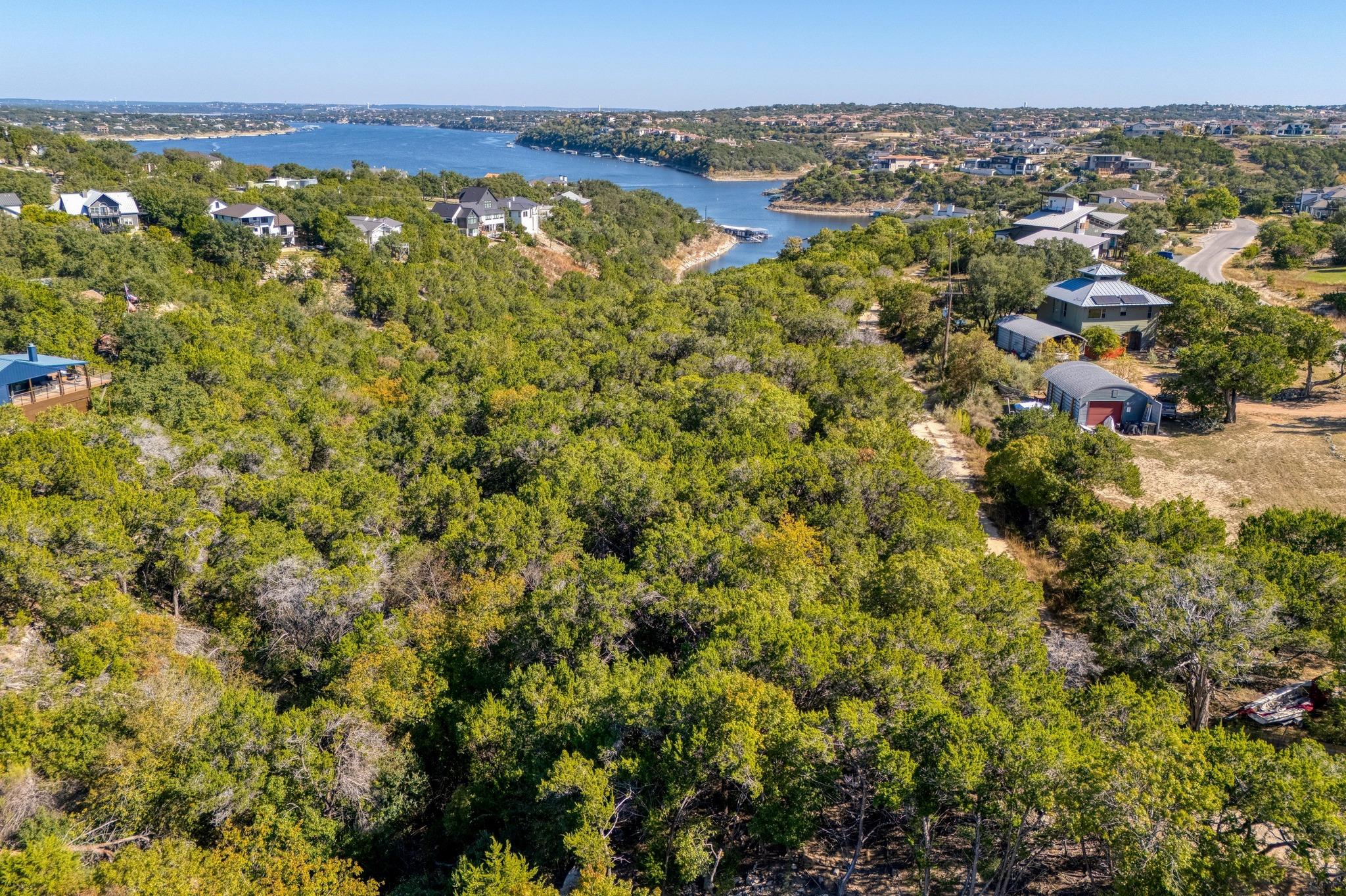 19512 Fisher Ln, Spicewood, TX 78669