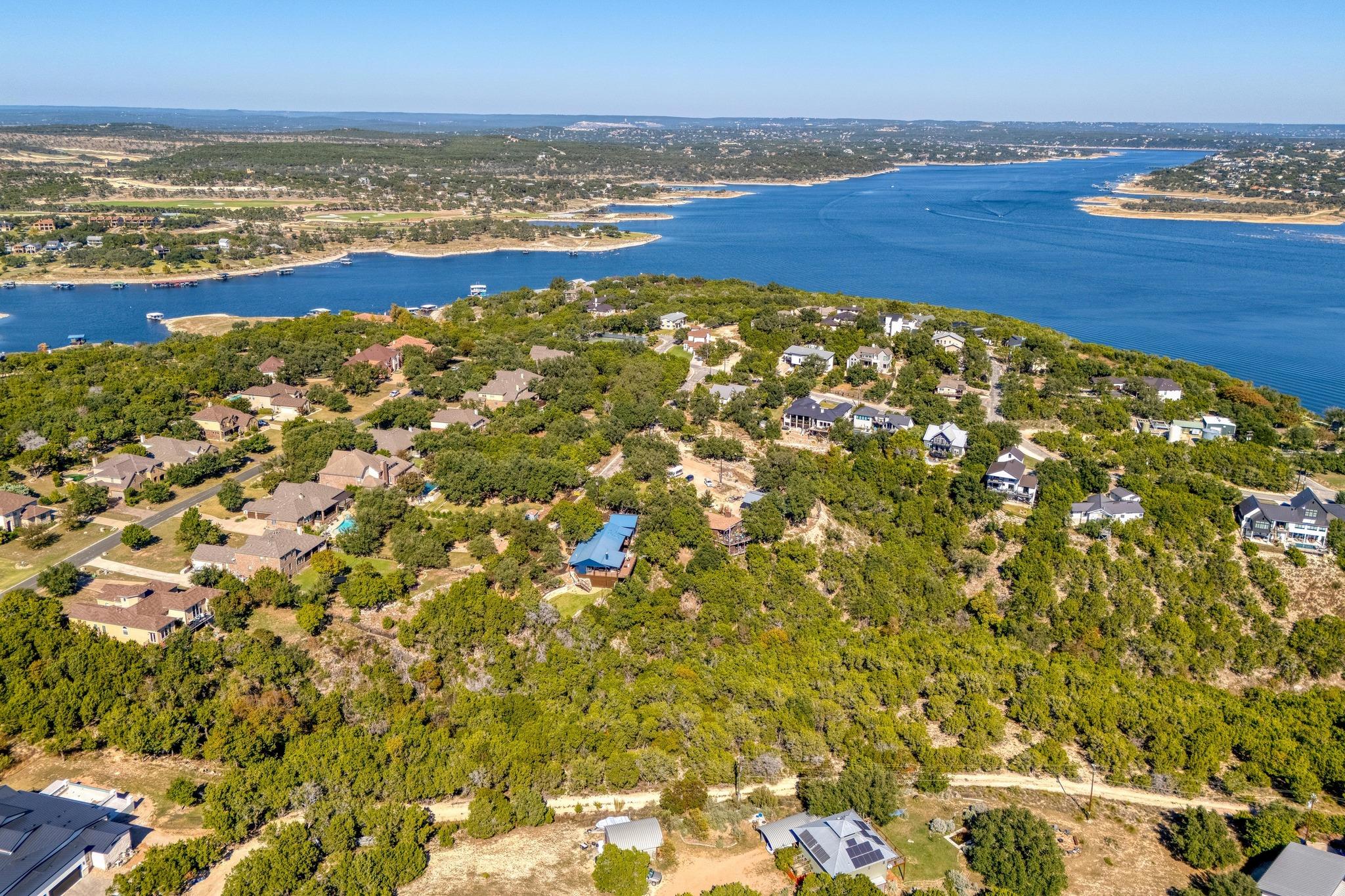 19512 Fisher Ln, Spicewood, TX 78669