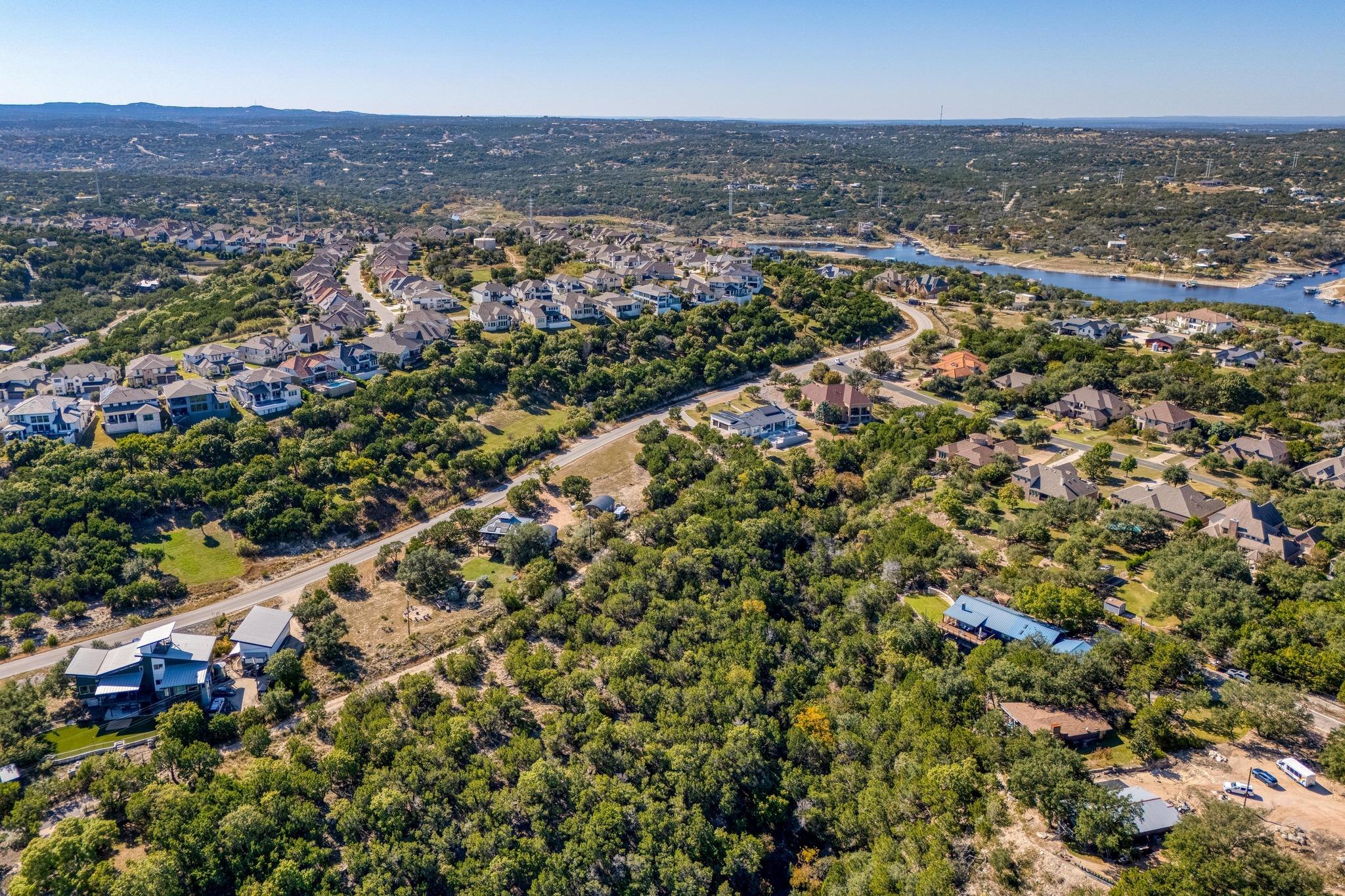 19512 Fisher Ln, Spicewood, TX 78669
