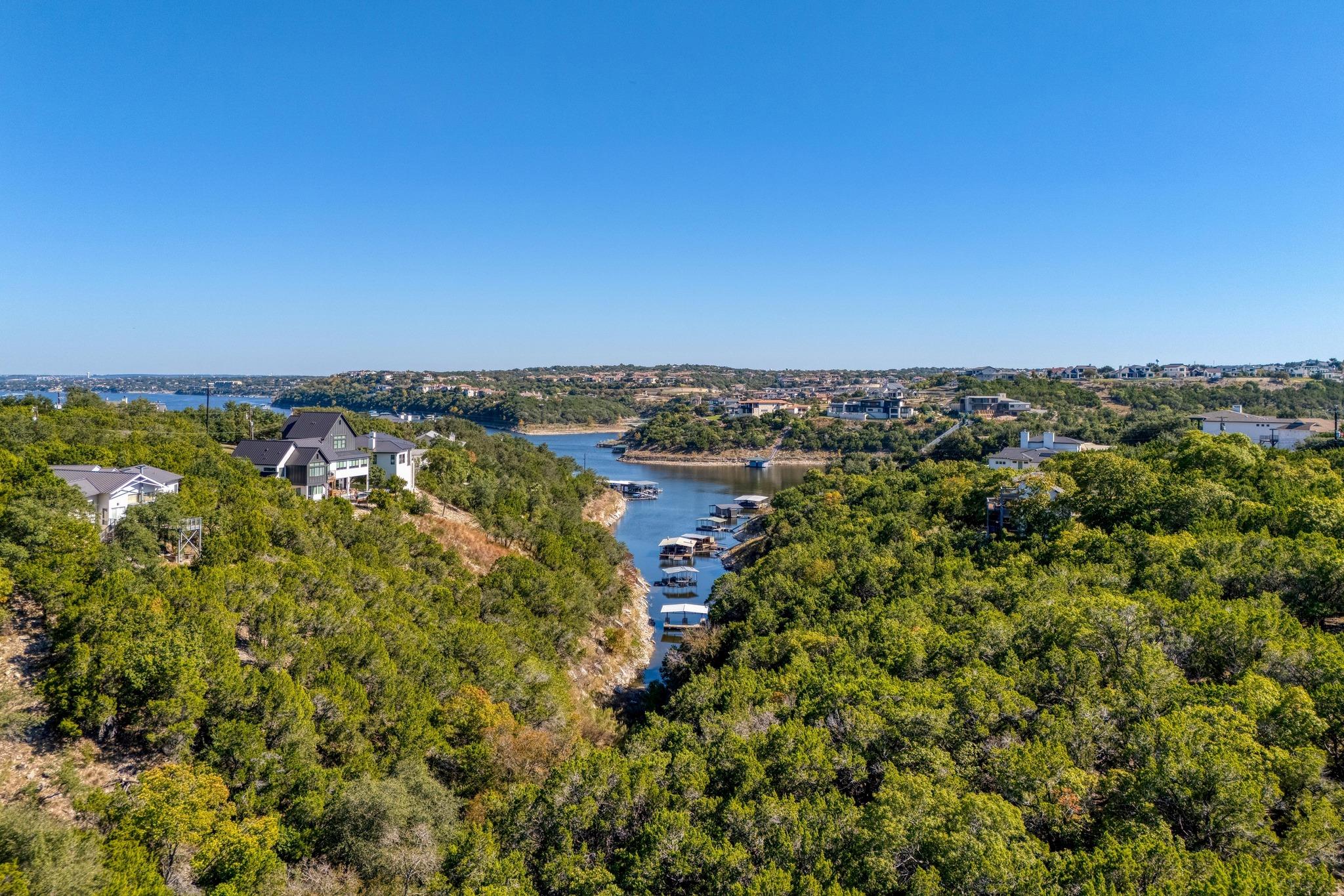 19512 Fisher Ln, Spicewood, TX 78669