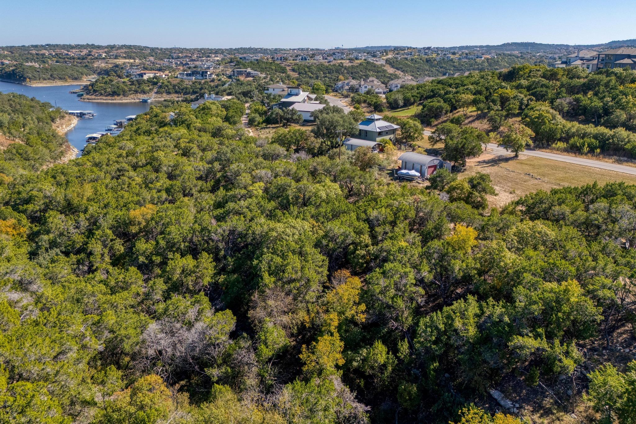 19512 Fisher Ln, Spicewood, TX 78669