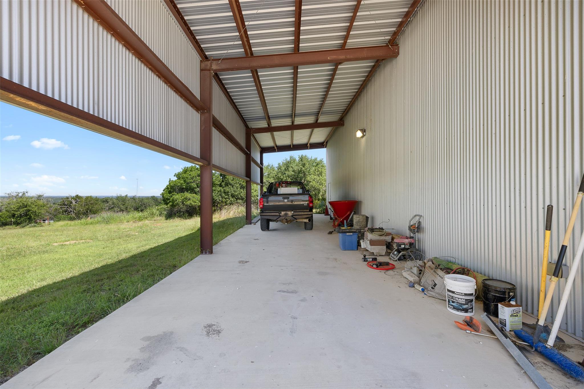 8845 Fm 2657, Briggs, TX 78608