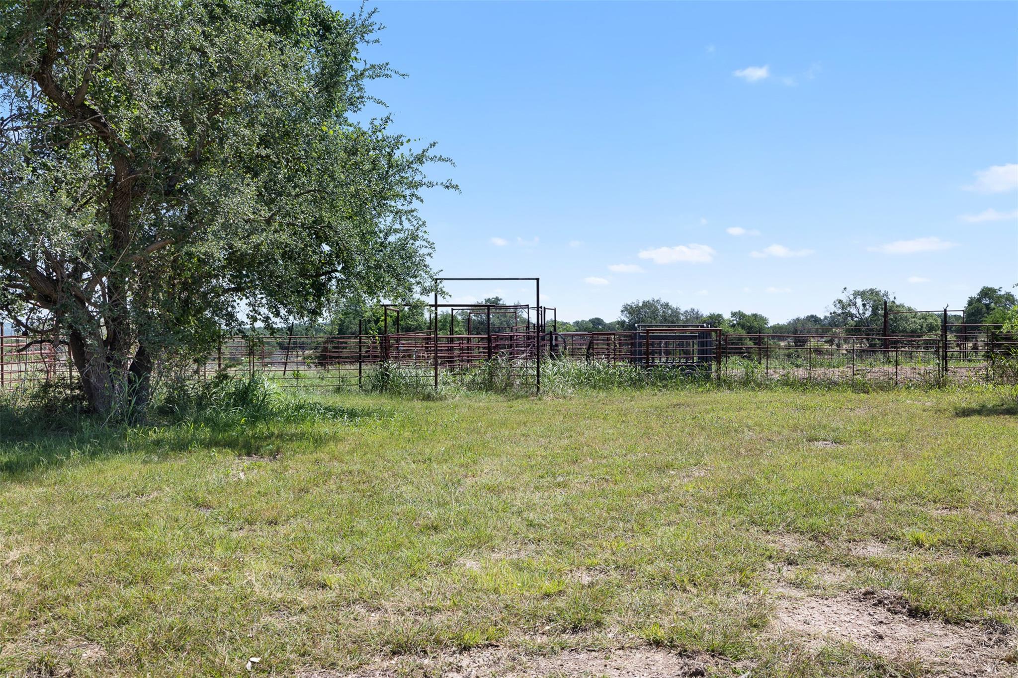 8845 Fm 2657, Briggs, TX 78608