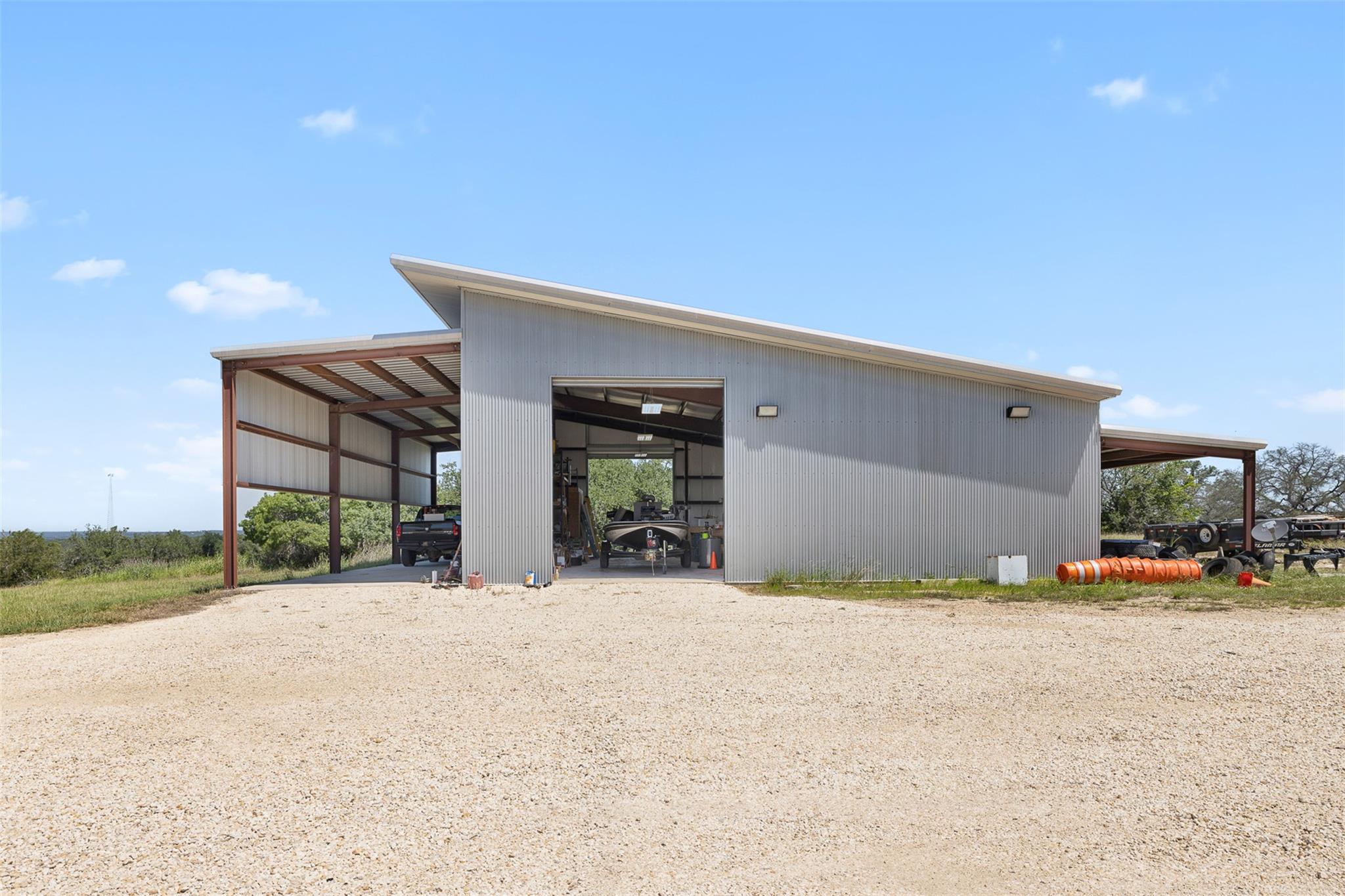 8845 Fm 2657, Briggs, TX 78608