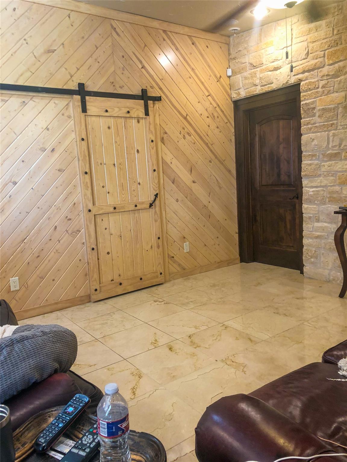 8845 Fm 2657, Briggs, TX 78608