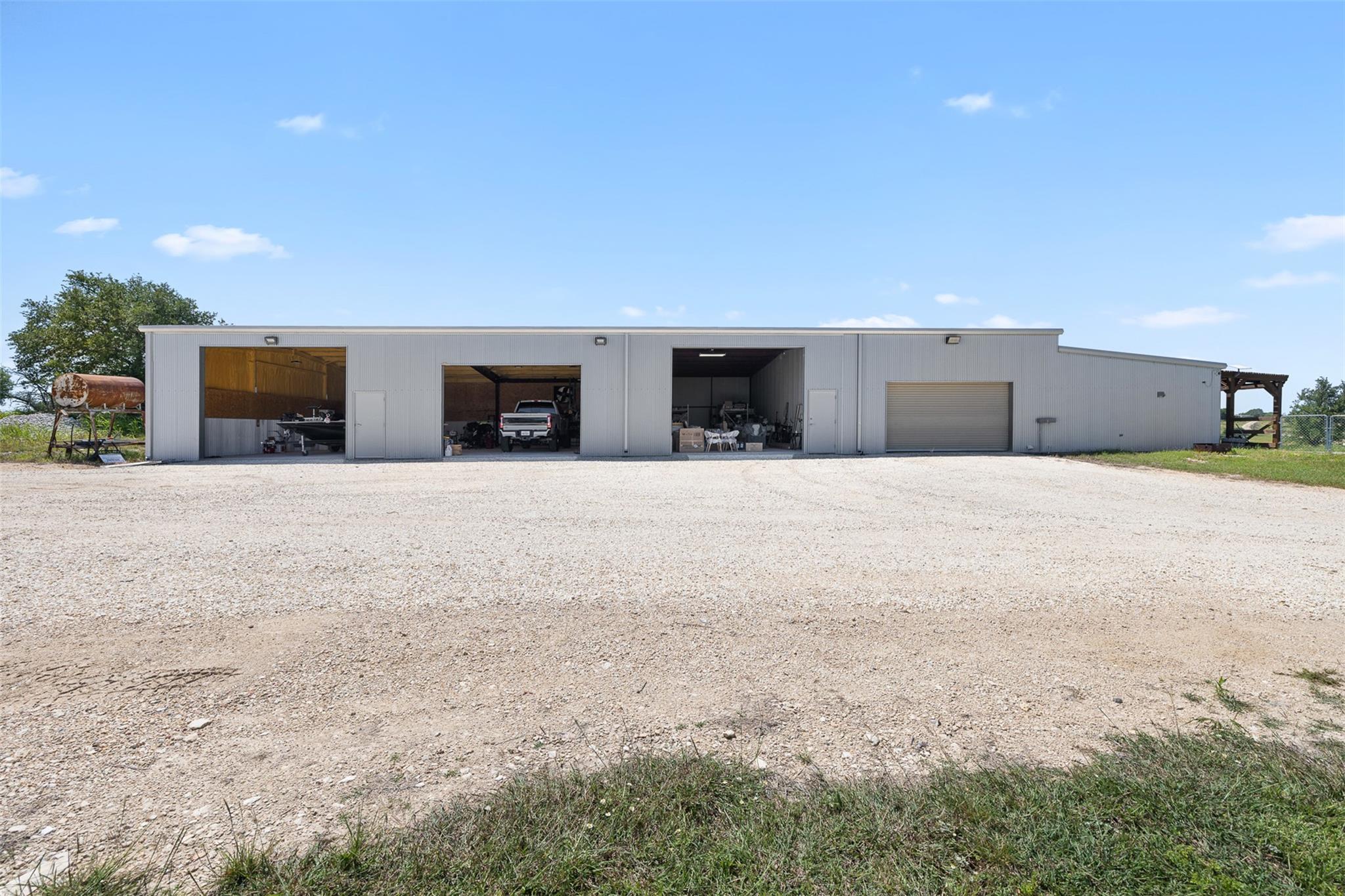 8845 Fm 2657, Briggs, TX 78608