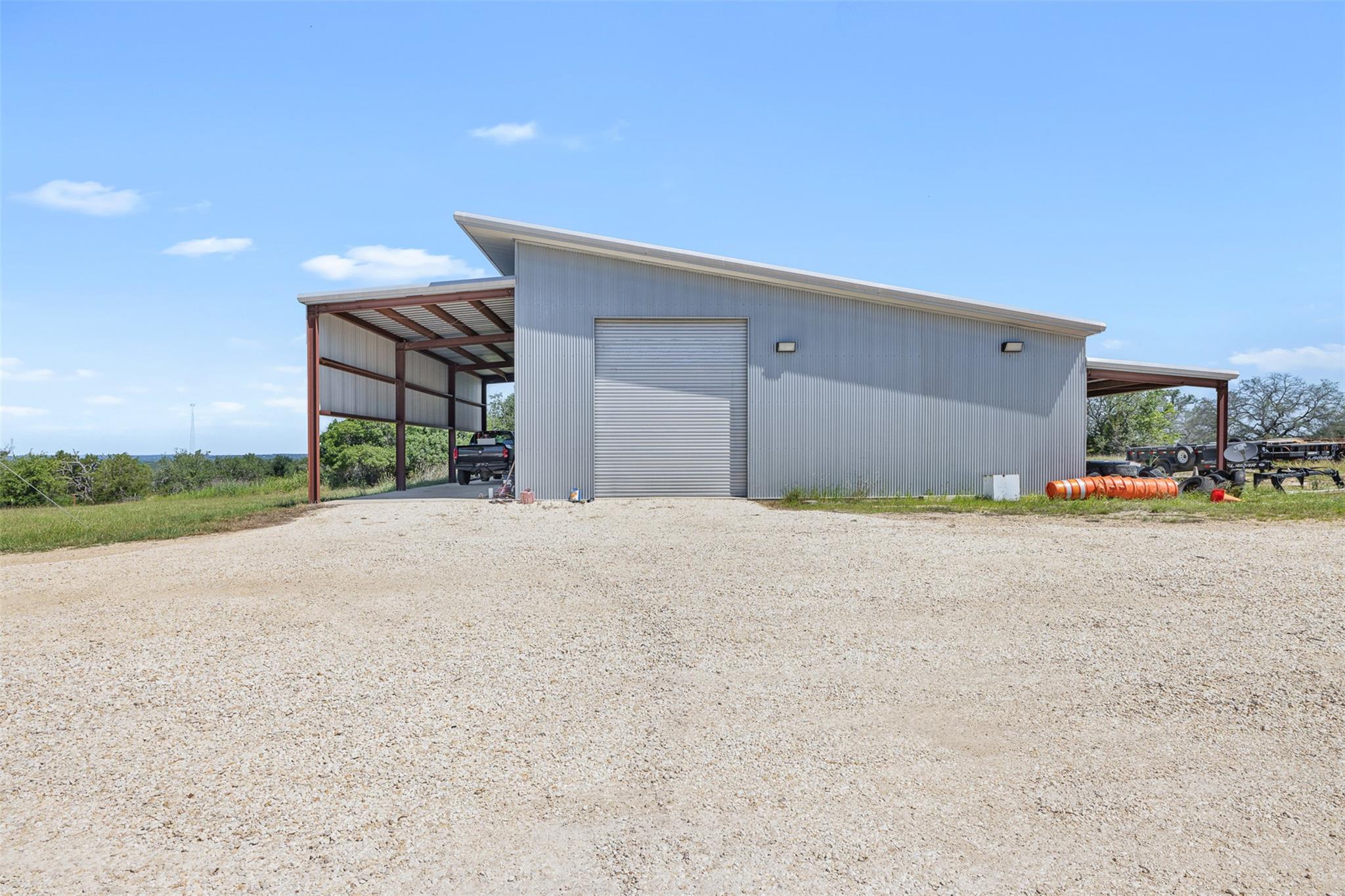 8845 Fm 2657, Briggs, TX 78608