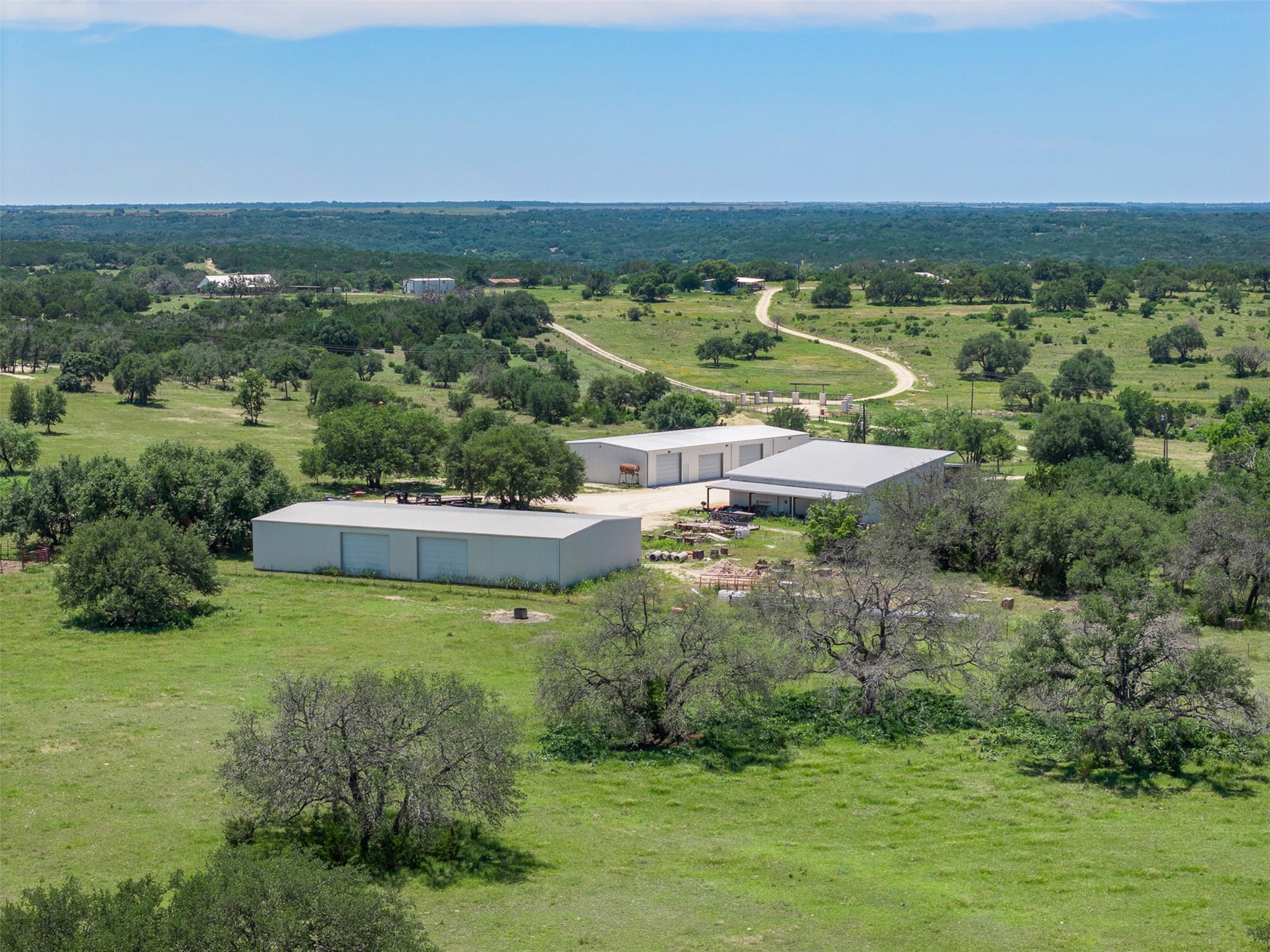 8845 Fm 2657, Briggs, TX 78608