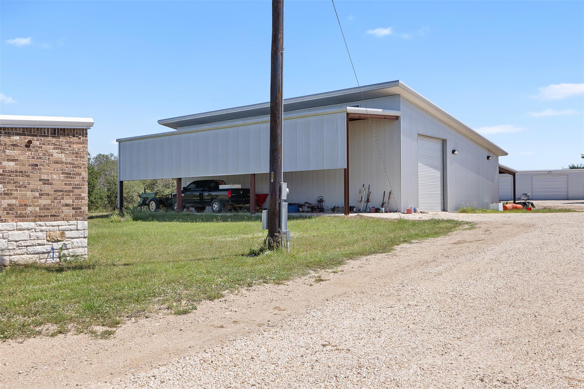 8845 Fm 2657, Briggs, TX 78608