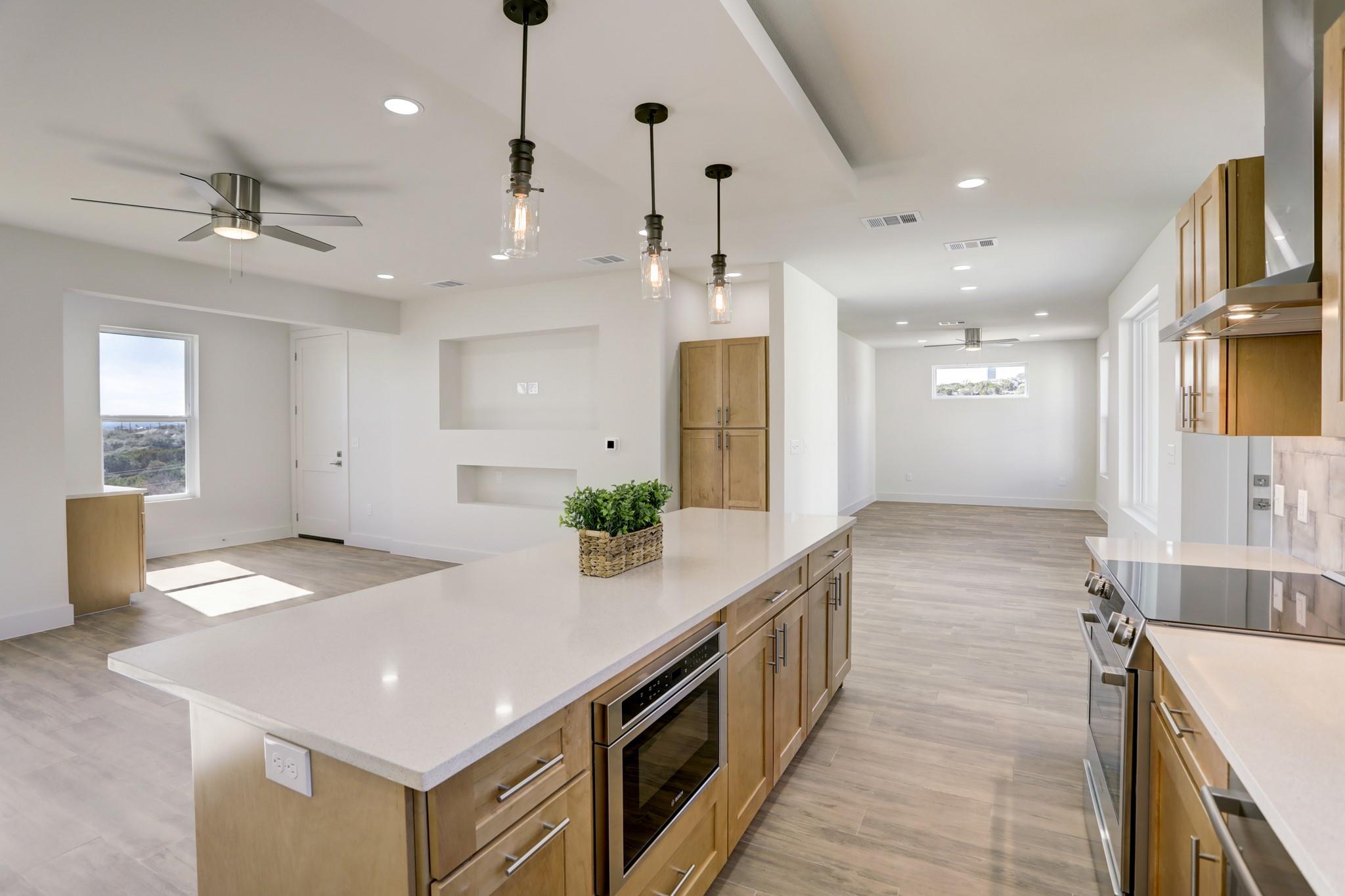 4300 Mansfield Dam Rd # 1221, Austin, TX 78734