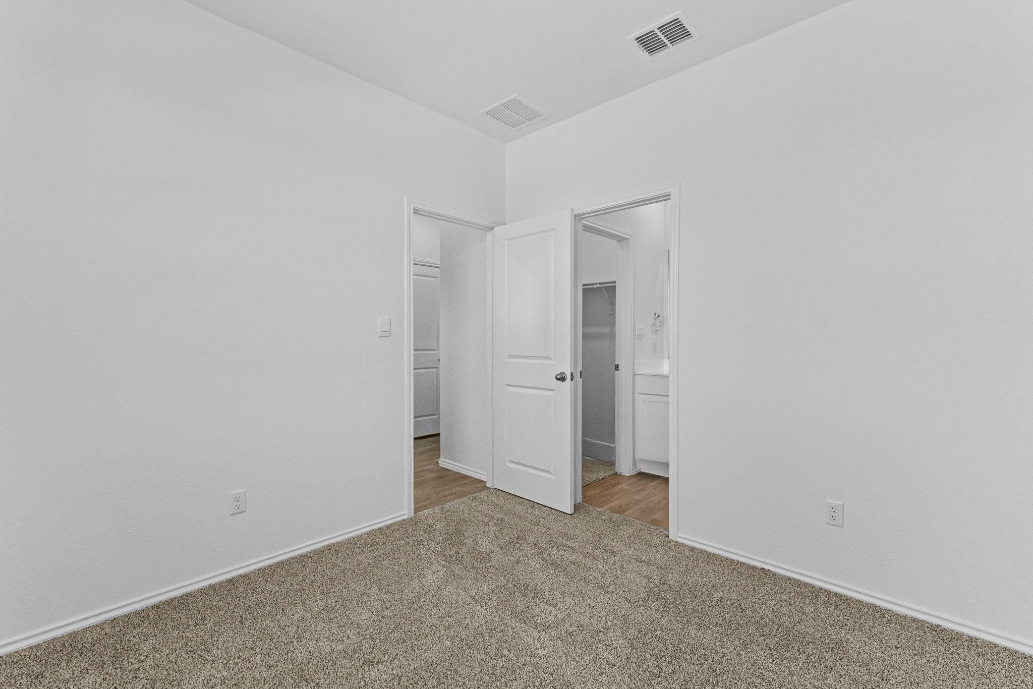 325 Santo Domingo Rd, Bastrop, TX 78602